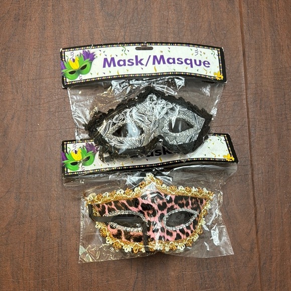 Leopard and Lace masquerade Masks - Picture 1 of 6
